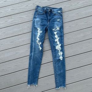 Loved skinny and ripped AE jeans:)